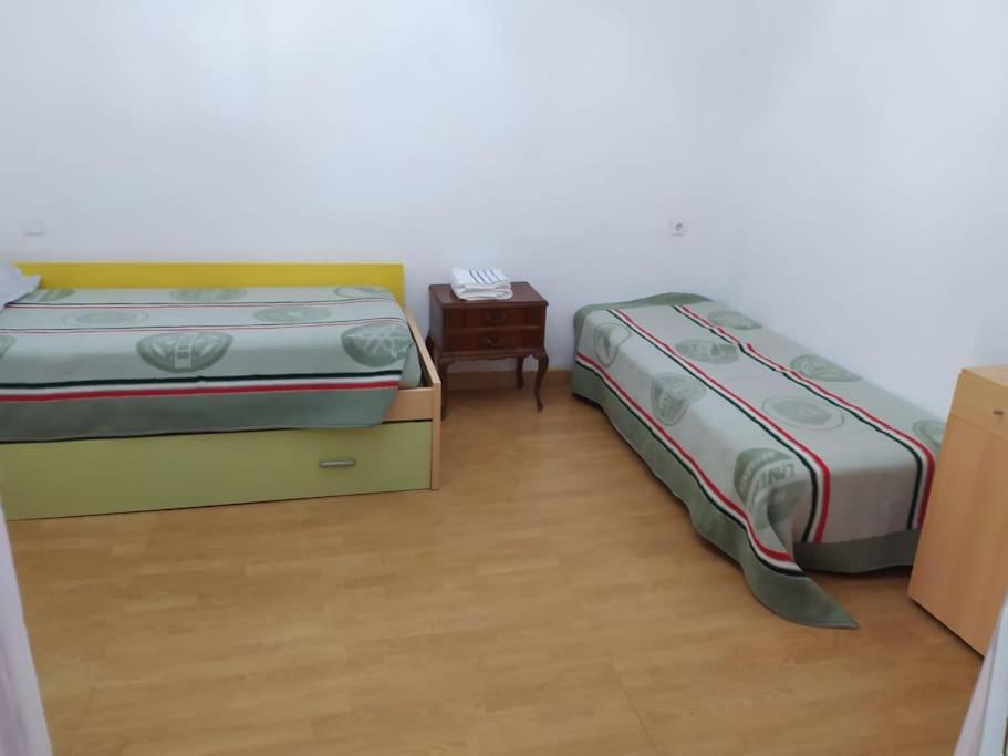 クエンカAmplio Piso En Centro Con Balconアパートメント エクステリア 写真