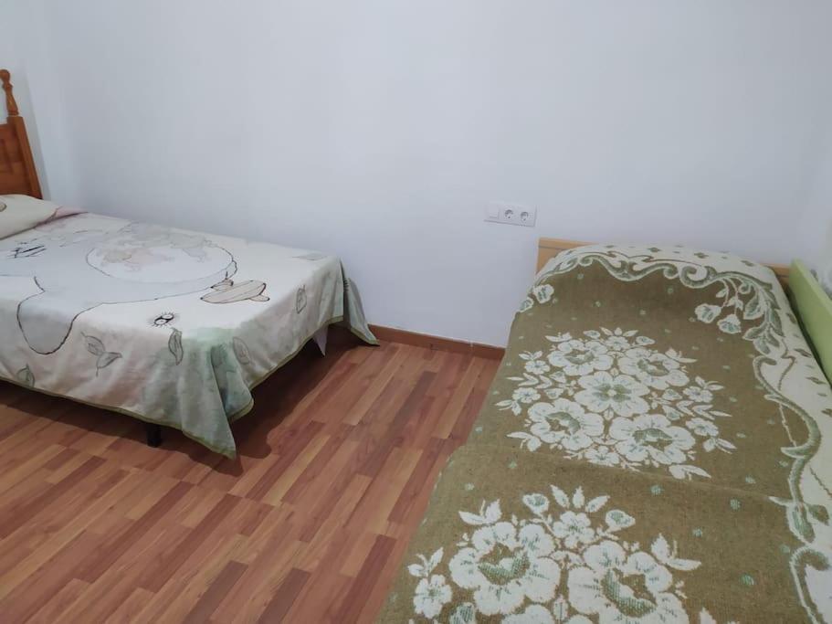 クエンカAmplio Piso En Centro Con Balconアパートメント エクステリア 写真